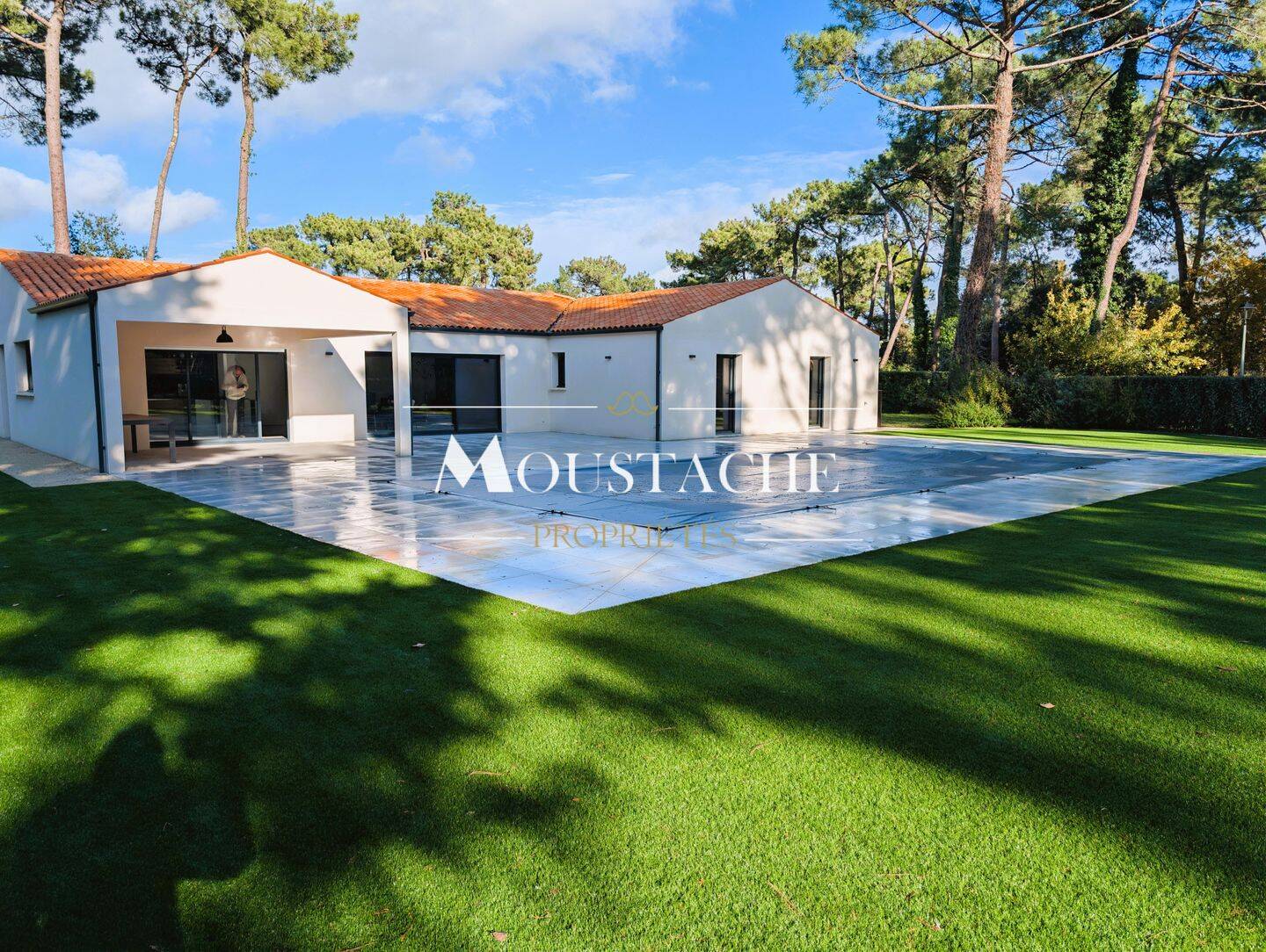 Maison 5 pièces 177 m² · à Les Mathes · 177 m² · 1 236 000 €