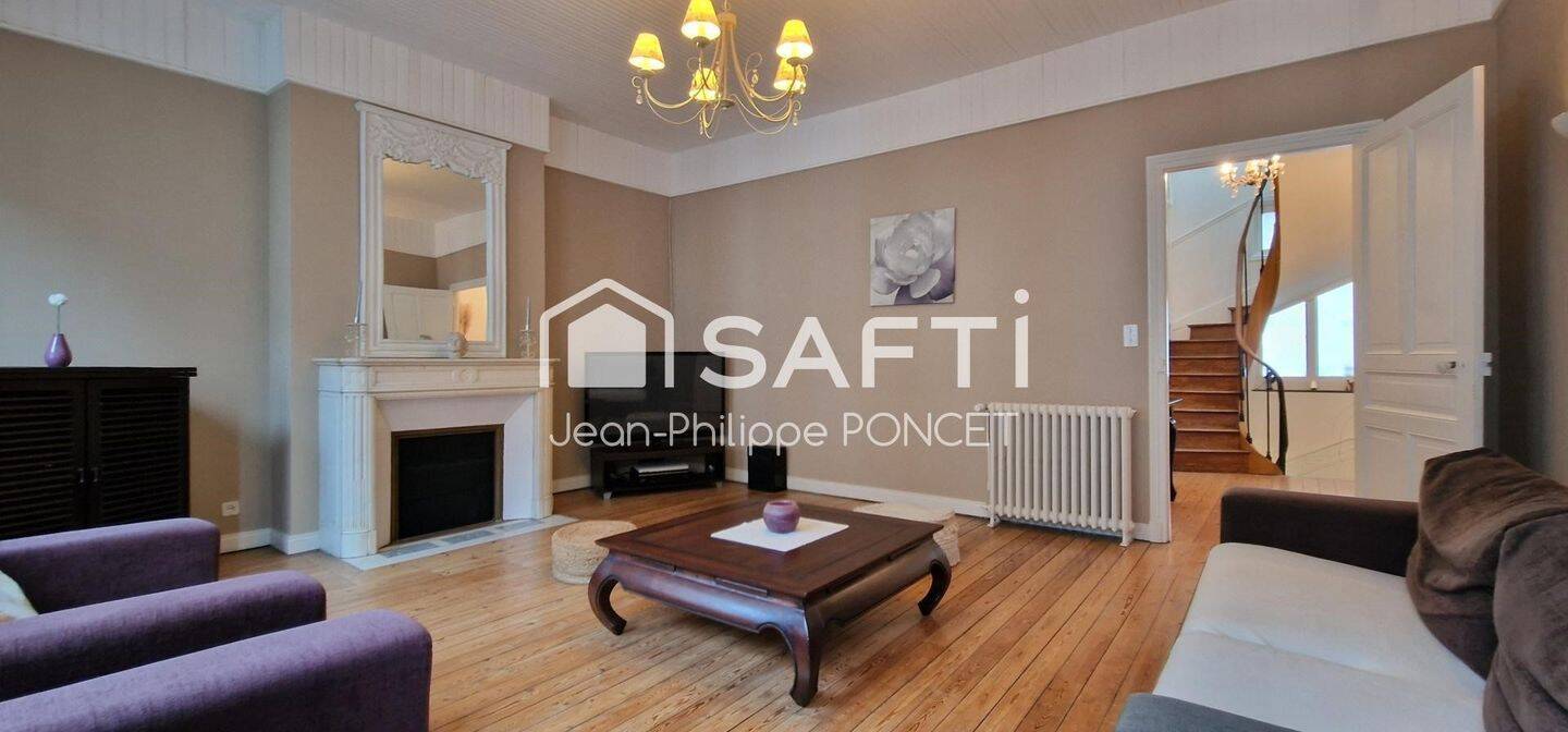 Maison 6 pièces 161 m² · à Saint-Quentin · 161 m² · 189 000 €