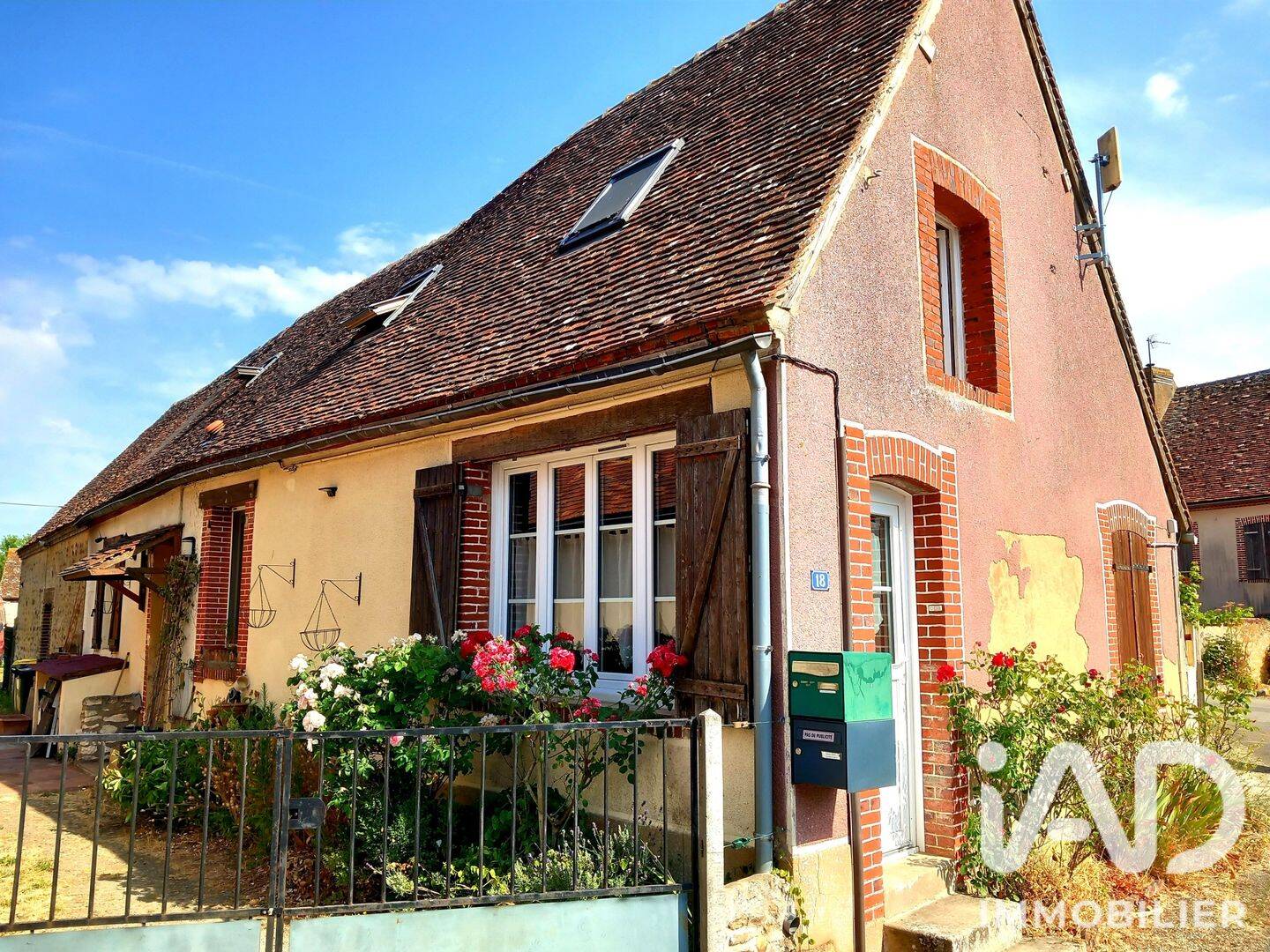 Maison 5 pièces 89 m² · à Saintigny · 89 m² · 89 000 €