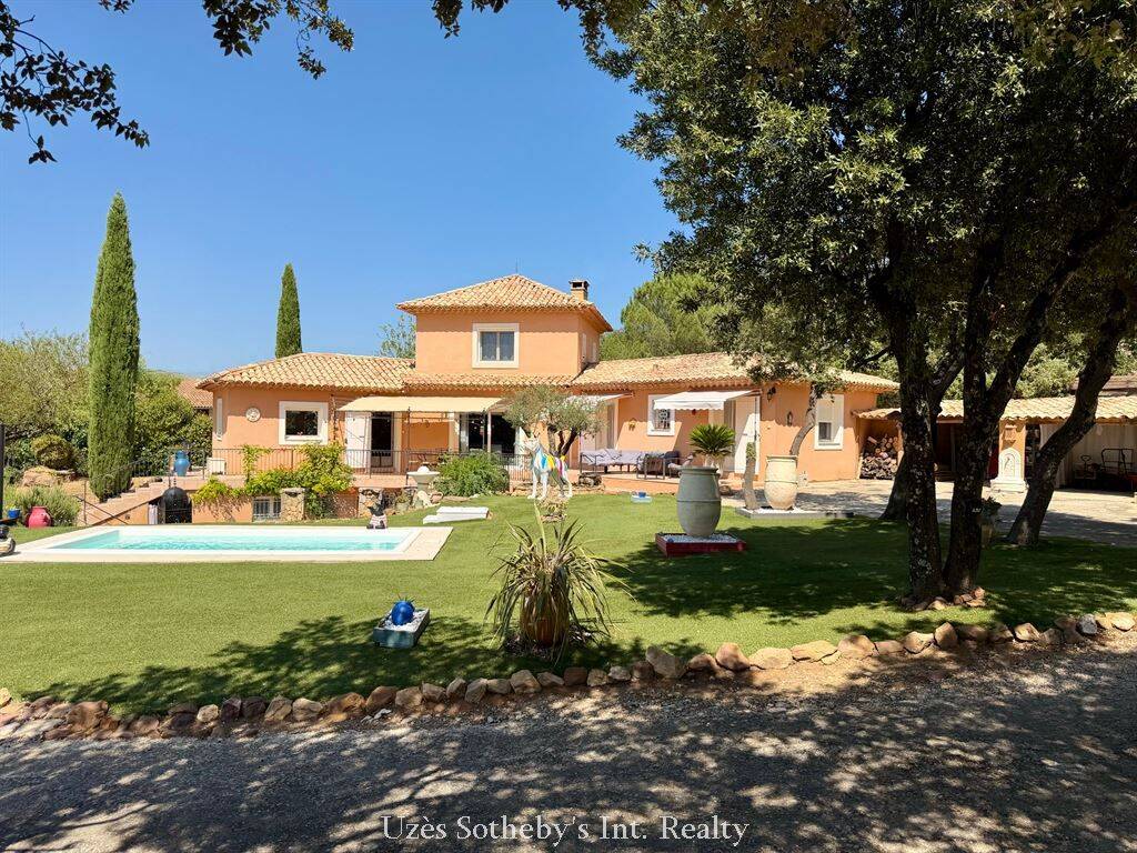 Maison 6 pièces 185 m² · à Uzès · 185 m² · 579 000 €