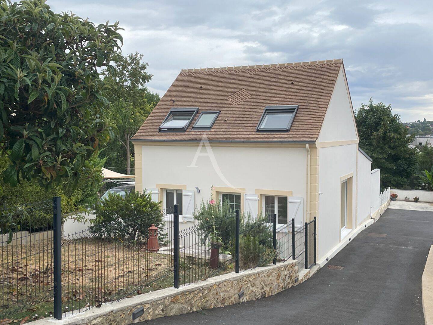 Maison 6 pièces 104 m² · à Thorigny-sur-Marne · 103,8 m² · 1 925 €