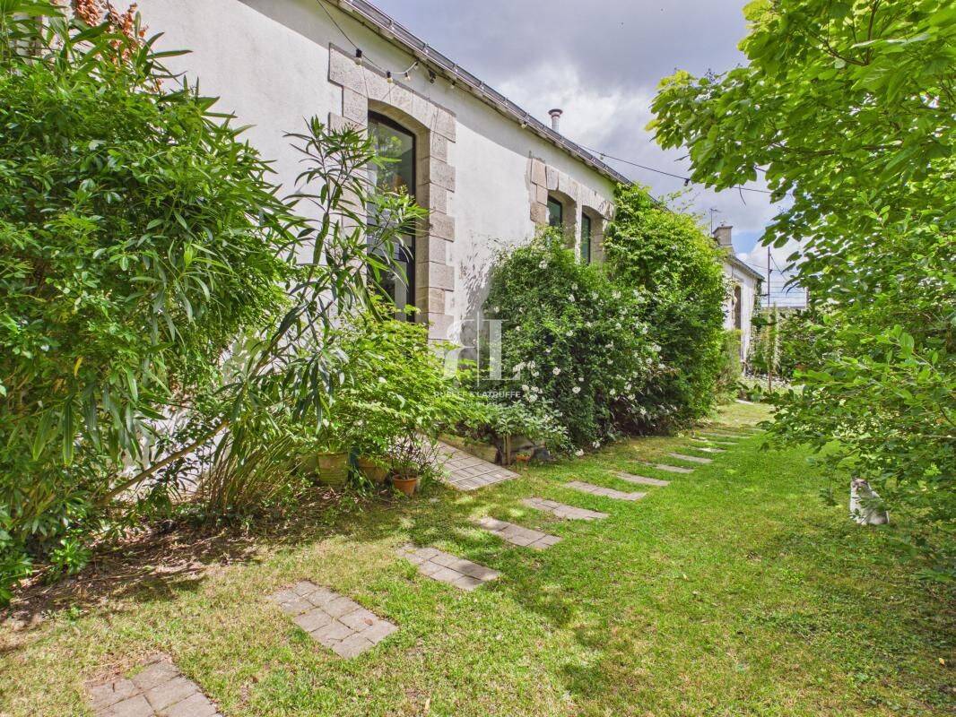 Maison 5 pièces 219 m² · à Hennebont · 219 m² · 649 000 €