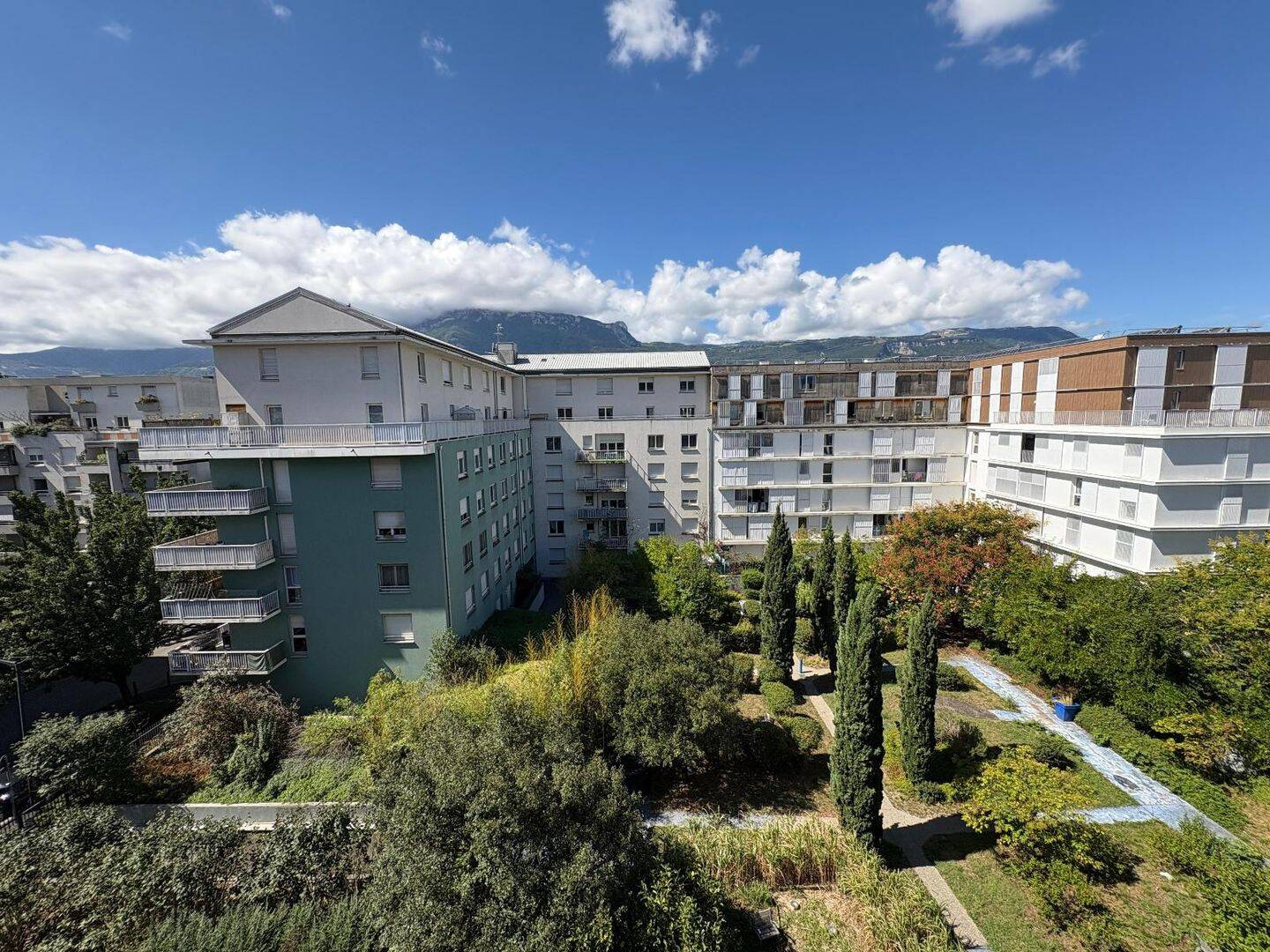 Appartement 3 pièces 62 m² · à Grenoble · 62 m² · 99 500 €