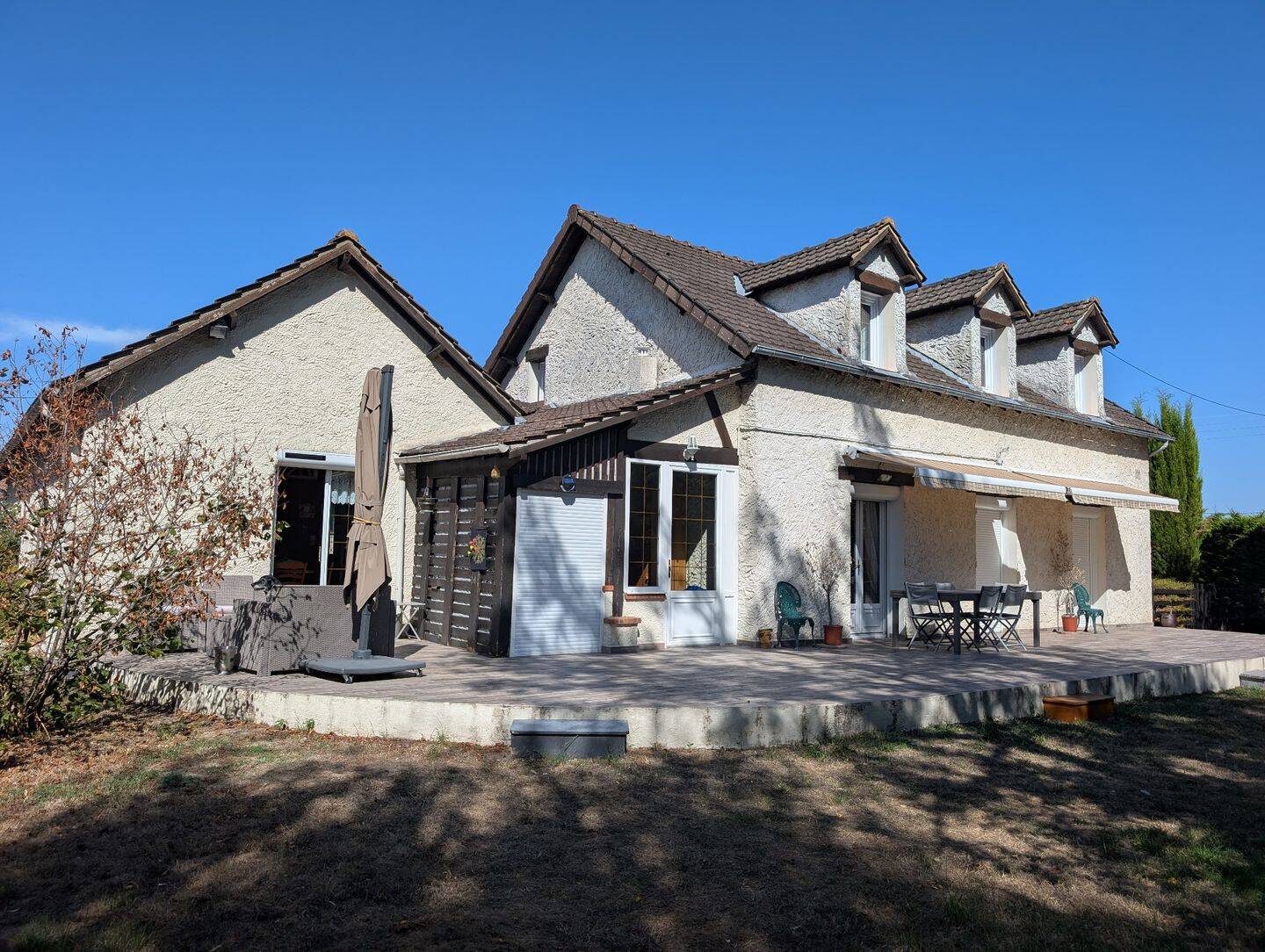 Maison 8 pièces 187 m² · à Chécy · 187 m² · 390 000 €