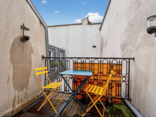 Appartement à vendre 770 000 € 3 pièces 1 chambre 64 m² Étage 5/5 Sentier-Bonne Nouvelle Paris 2ème arrondissement 75002
