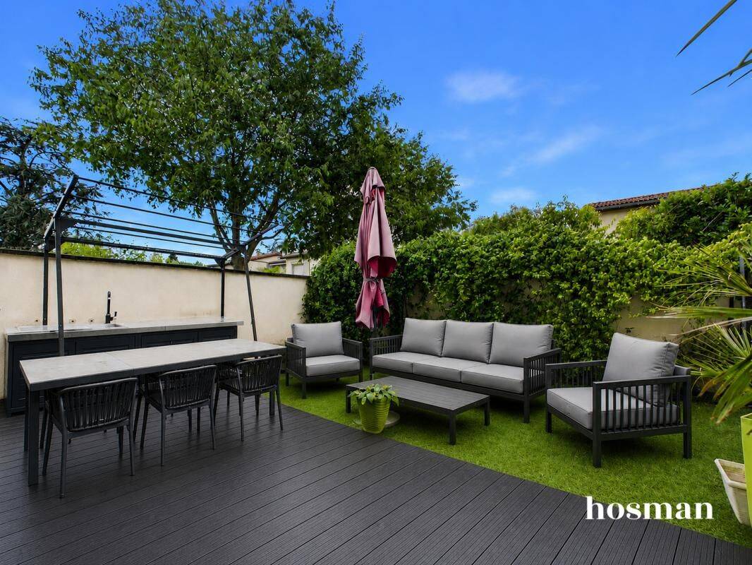 Maison 5 pièces 101 m² · à Bron · 101 m² · 430 000 €