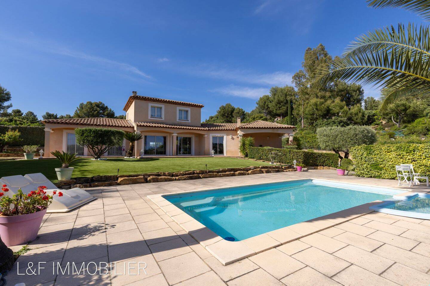 Maison 5 pièces 140 m² · à La Cadière-d'Azur · 140 m² · 1 084 000 €