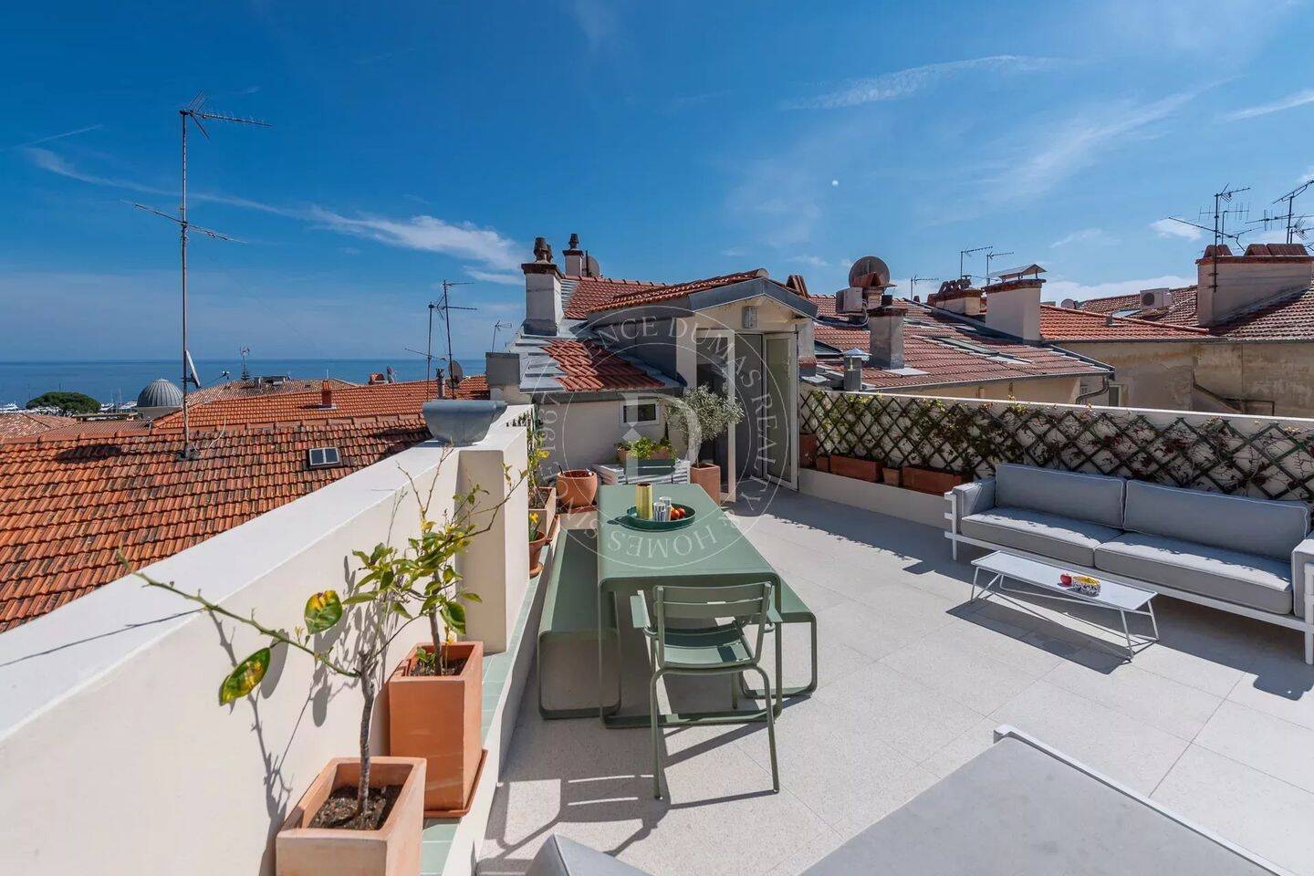 Appartement 5 pièces 152 m² · à Beaulieu-sur-Mer · 152,3 m² · 1 380 000 €