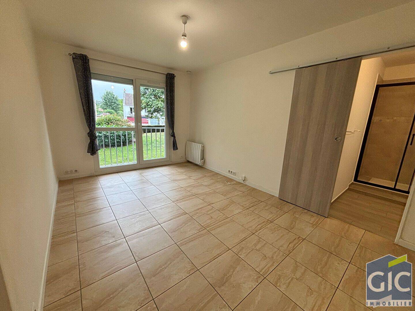 Appartement 1 pièce 27 m² · à Mondeville · 27,3 m² · 472 €