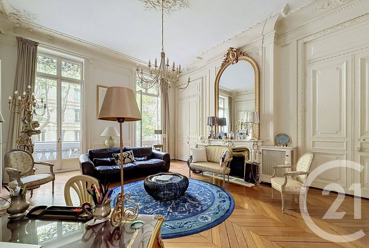 Appartement 7 pièces 268 m² · à Lyon 6ème Arrondissement · 267,9 m² · 1 600 000 €