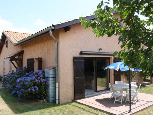 Maison à louer 1 200 € 4 pièces 3 chambres 125 m² disponible dès maintenant Chuyer 42410