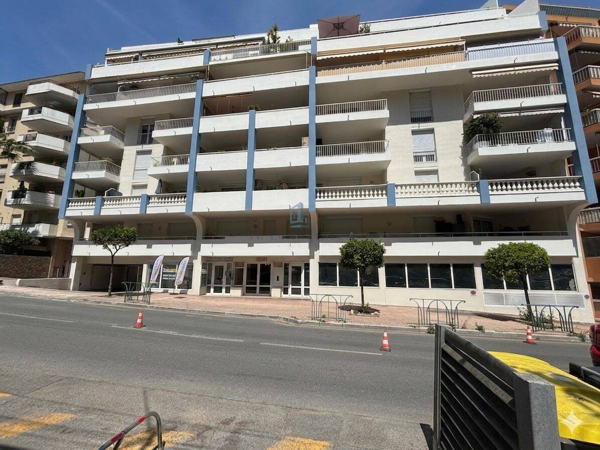 Appartement 2 pièces 45 m² · à Menton · 45 m² · 163 000 €