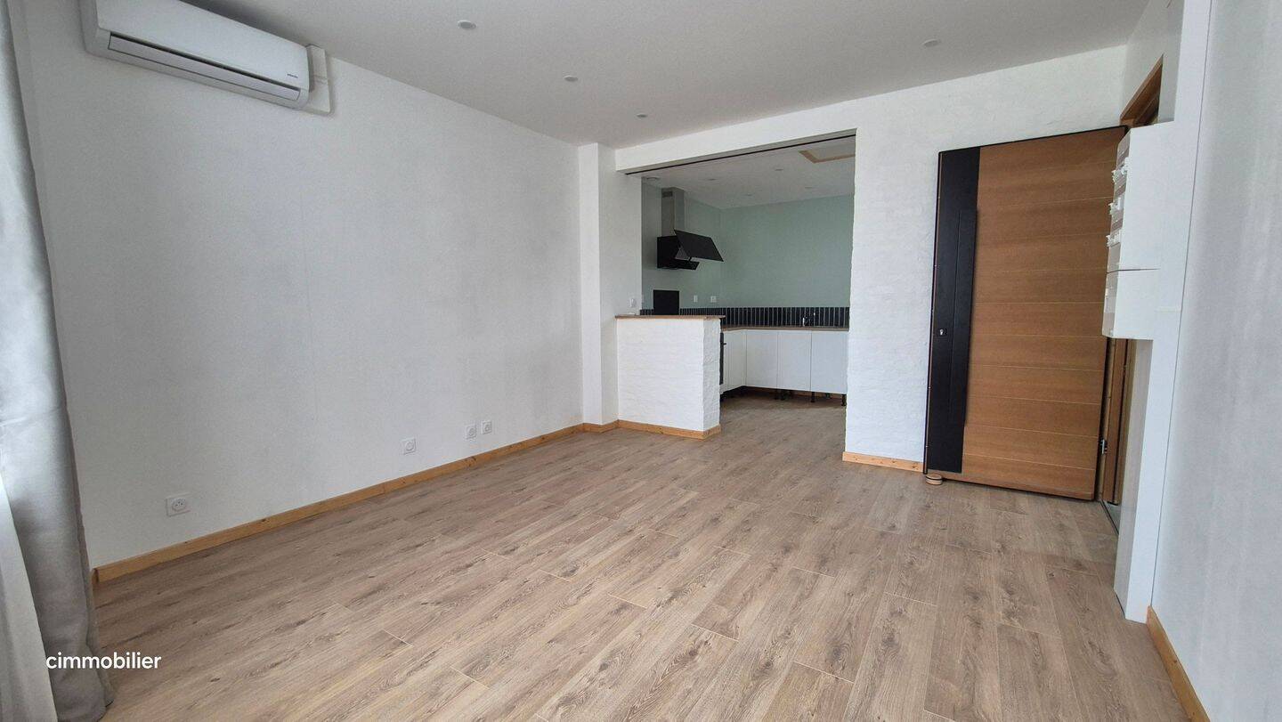 Maison 2 pièces 51 m² · à Lille · 51,2 m² · 942 €/mois