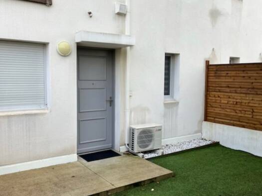 Maison à vendre 269 000 € 3 pièces 2 chambres 76 m² 141 m² de terrain Capevaire-La Boetie Berre-l'Étang 13130