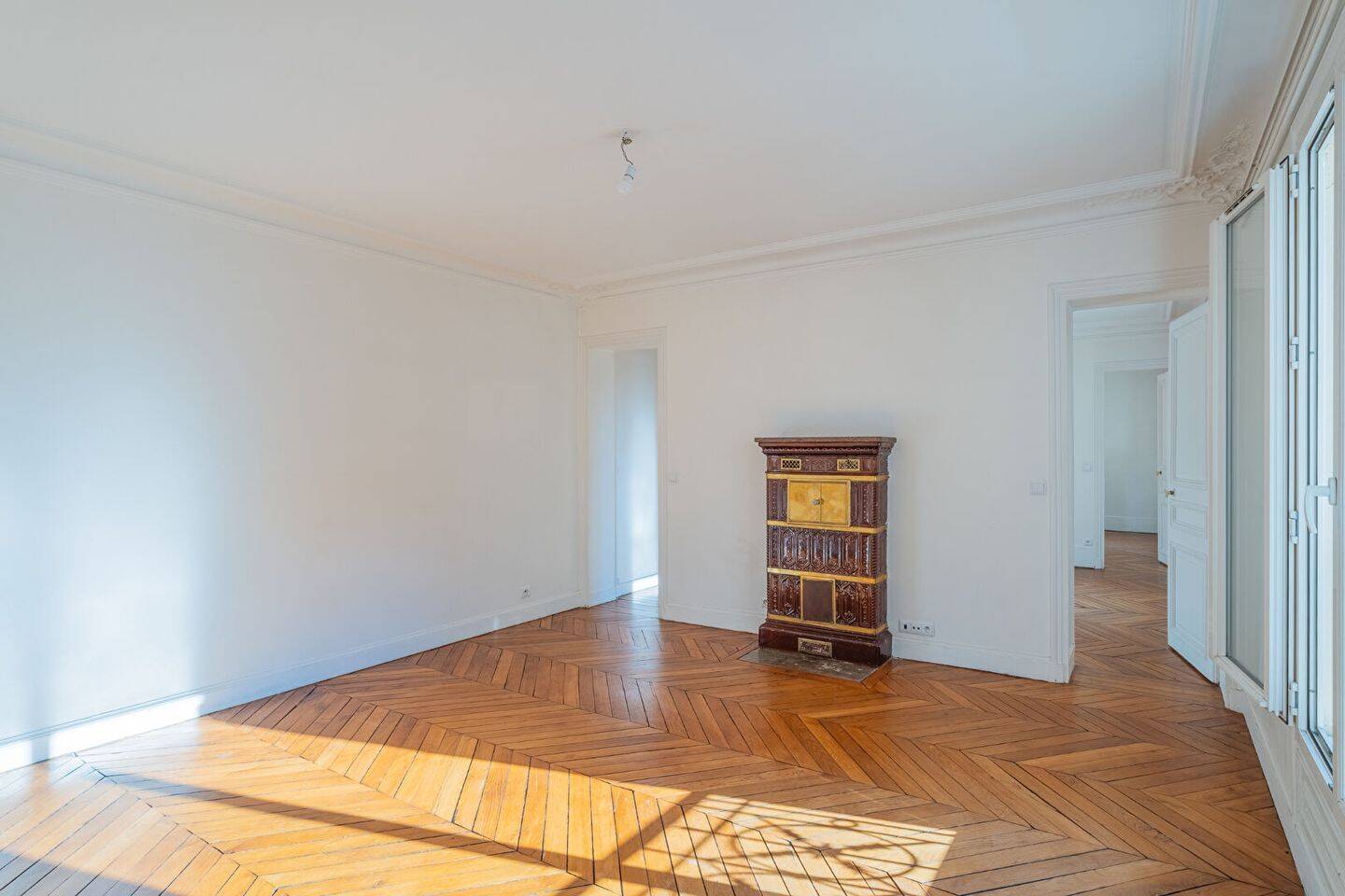 Appartement 3 pièces 65 m² · à Paris 18ème Arrondissement · 65,2 m² · 1 972 €