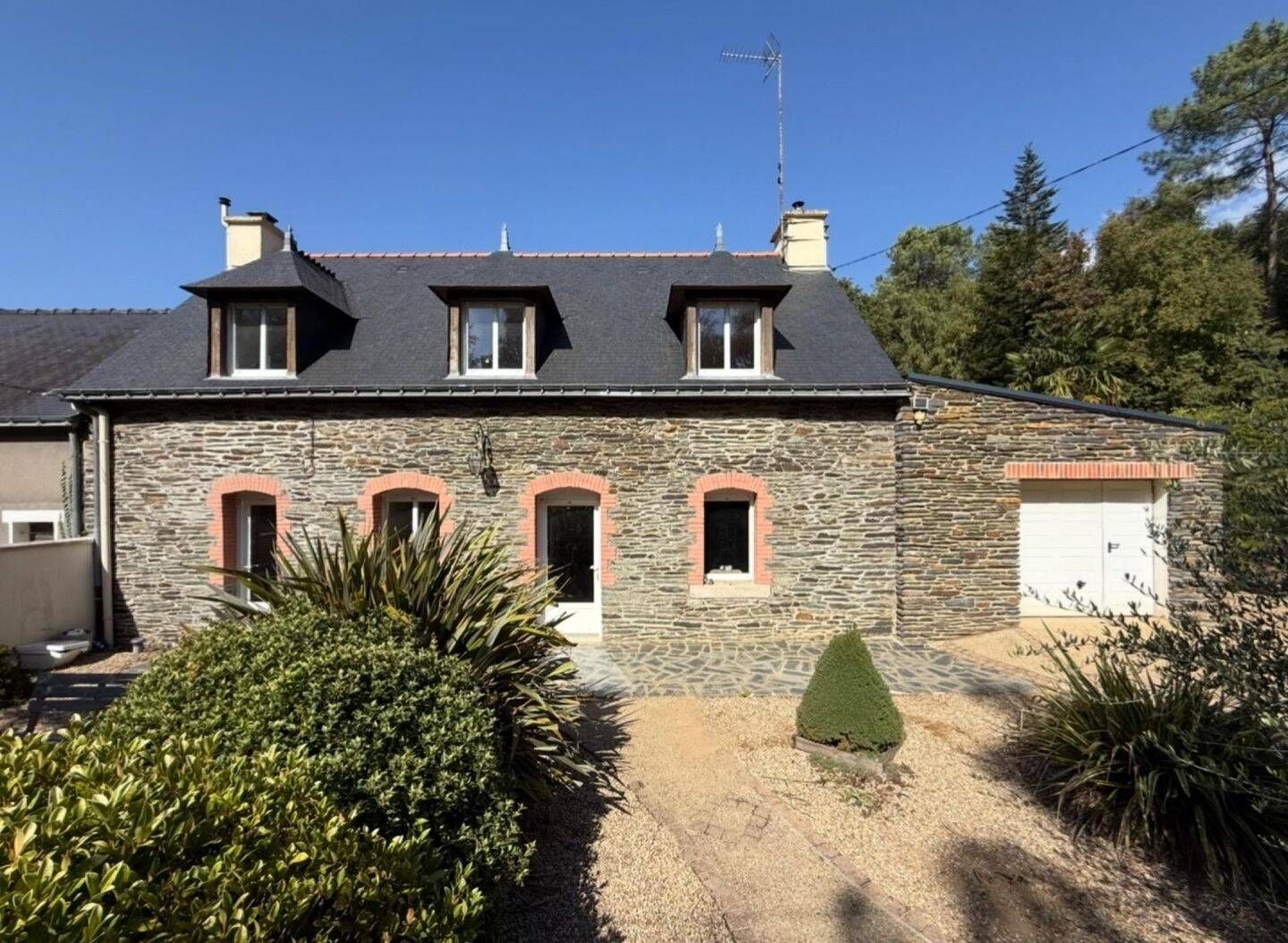 Maison 6 pièces 170 m² · à Ruffiac · 170 m² · 318 725 €