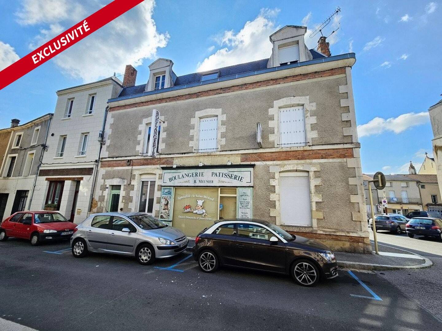 Maison 11 pièces 260 m² · à Thouars · 260 m² · 61 000 €
