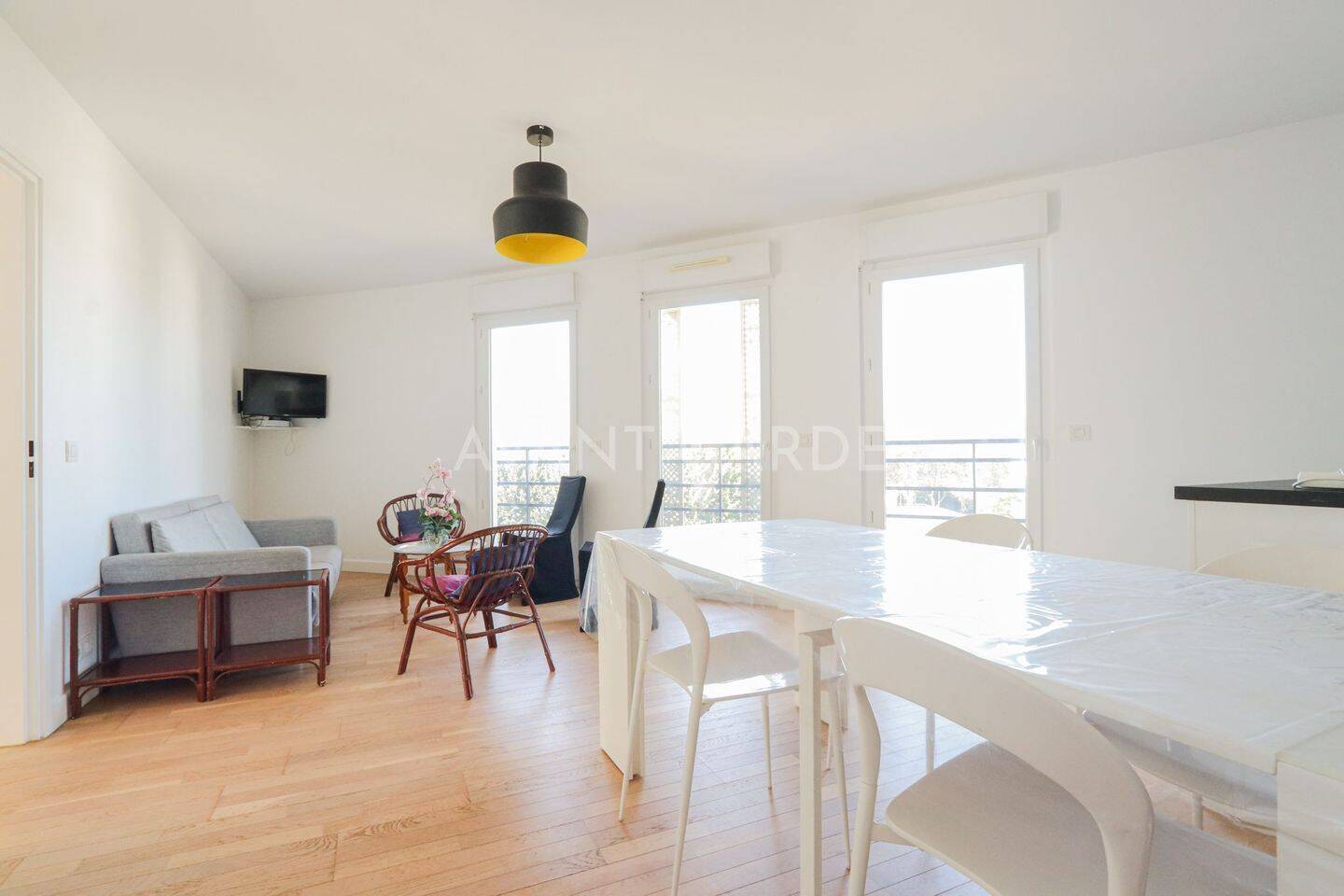 Appartement 4 pièces 73 m² · à Issy-les-Moulineaux · 72,9 m² · 2 500 €/mois