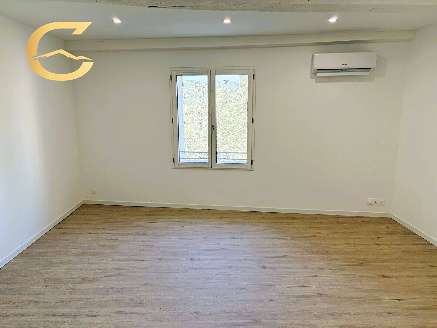 Appartement 2 pièces 39 m² · à Saint-Paul-lès-Durance · 38,5 m² · 715 €/mois