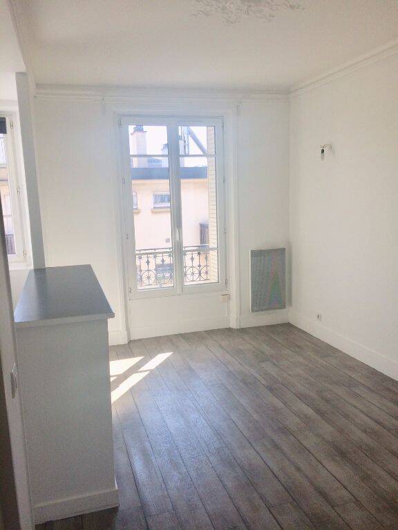 Appartement 2 pièces 32 m² · à Issy-les-Moulineaux · 32 m² · 947 €