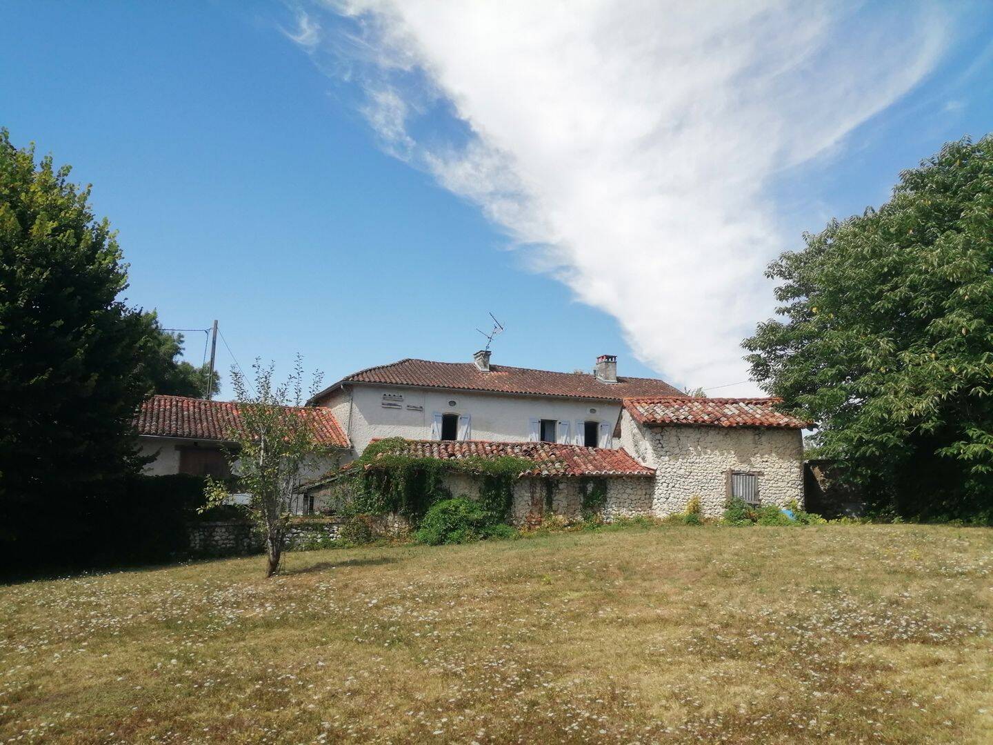 Maison 6 pièces 135 m² · à Lusignac · 135 m² · 140 000 €