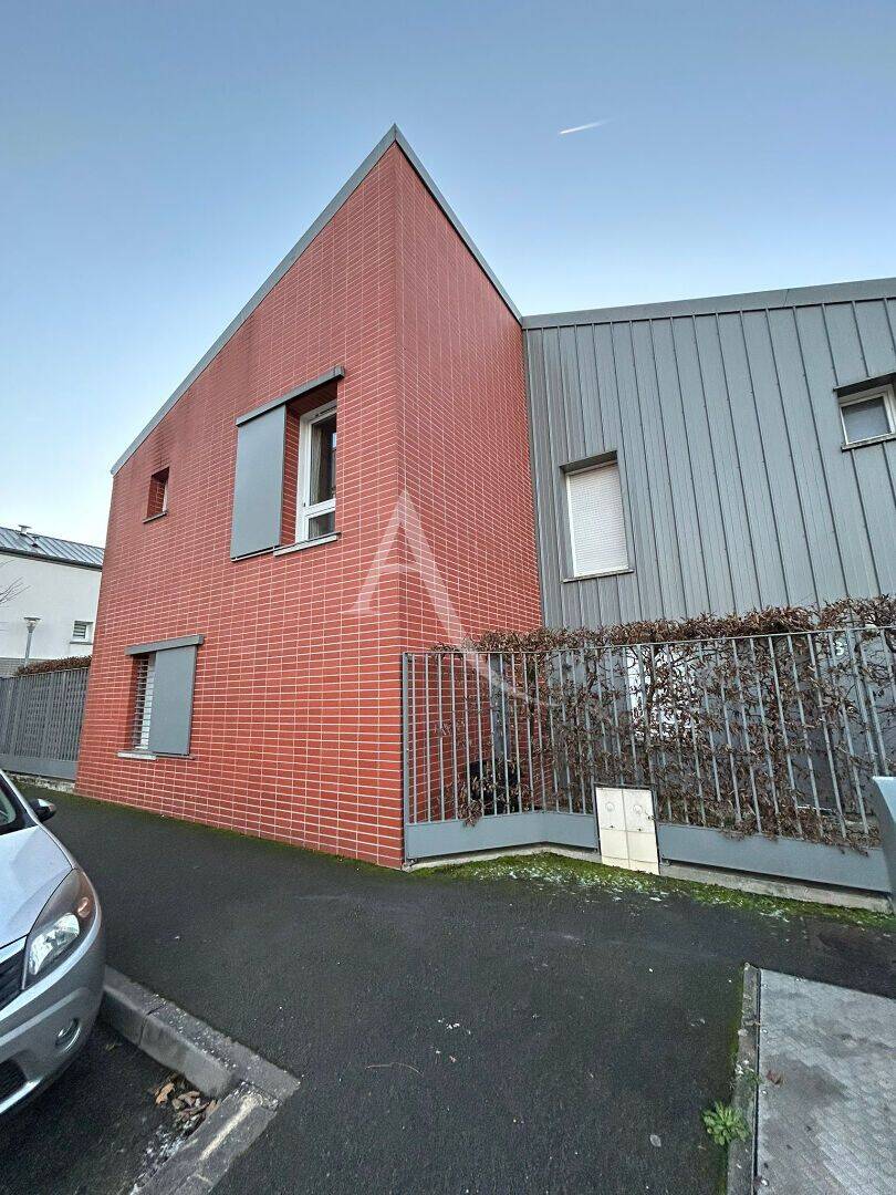 Maison 5 pièces 80 m² · à Orly · 80 m² · 345 000 €
