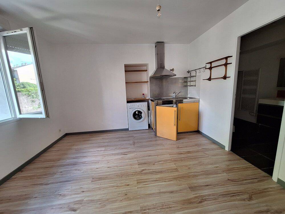 Appartement 2 pièces 30 m² · à Saint-Junien · 30 m² · 375 €/mois