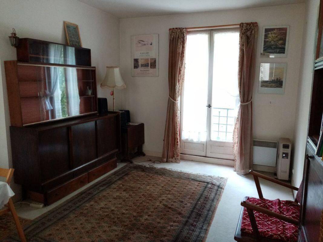 Appartement 1 pièce 35 m² · à Paris 20ème Arrondissement · 35 m² · 1 100 €