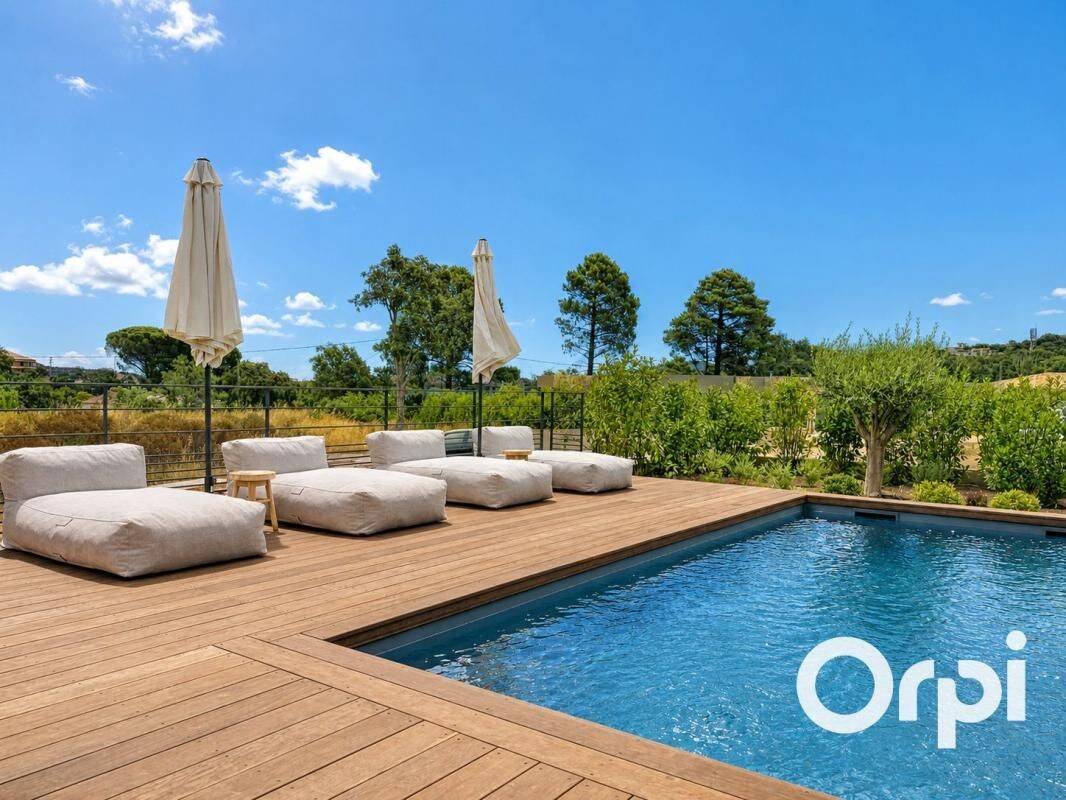 Maison 4 pièces 125 m² · à Porto-Vecchio · 125 m² · 995 000 €
