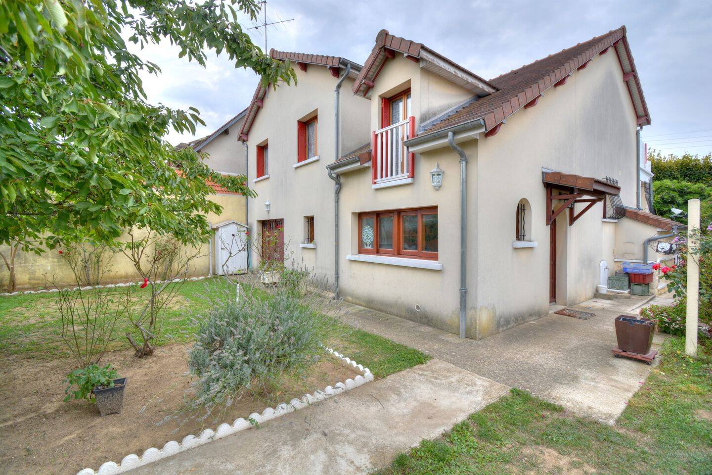 Maison 8 pièces 186 m² · à Savigny-sur-Orge · 186 m² · 395 000 €