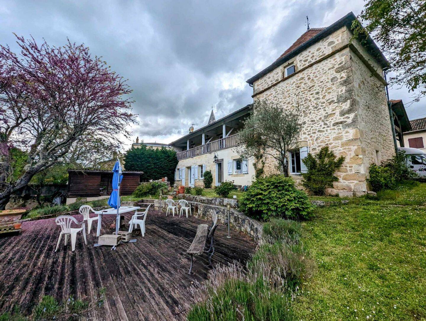 Maison 9 pièces 220 m² · à Rauzan · 220 m² · 499 000 €