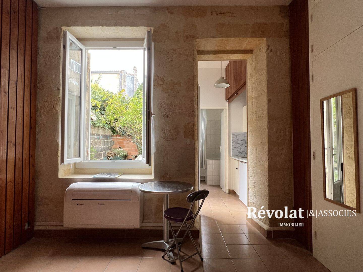 Appartement 1 pièce 19 m² · à Bordeaux · 19 m² · 480 €