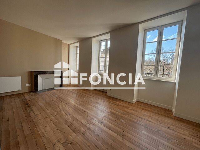 Appartement 2 pièces 44 m² · à Pau · 44,1 m² · 590 €