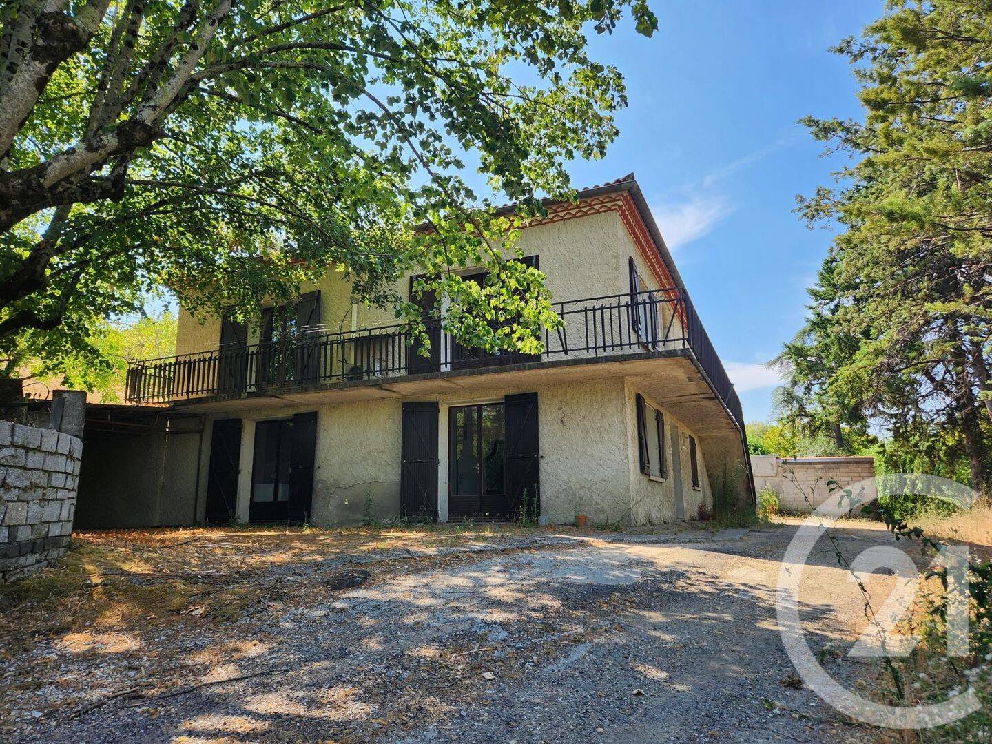 Maison 8 pièces 288 m² · à Castres · 287,5 m² · 216 000 €