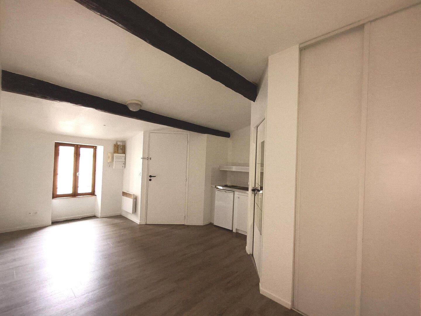 Appartement 1 pièce 21 m² · à Clermont-Ferrand · 20,8 m² · 390 €