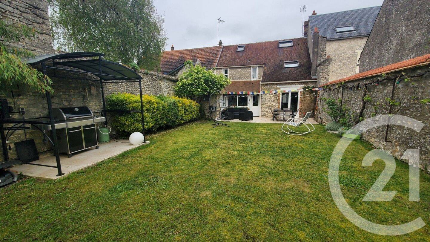 Maison 5 pièces 145 m² · à Étampes · 145 m² · 289 000 €