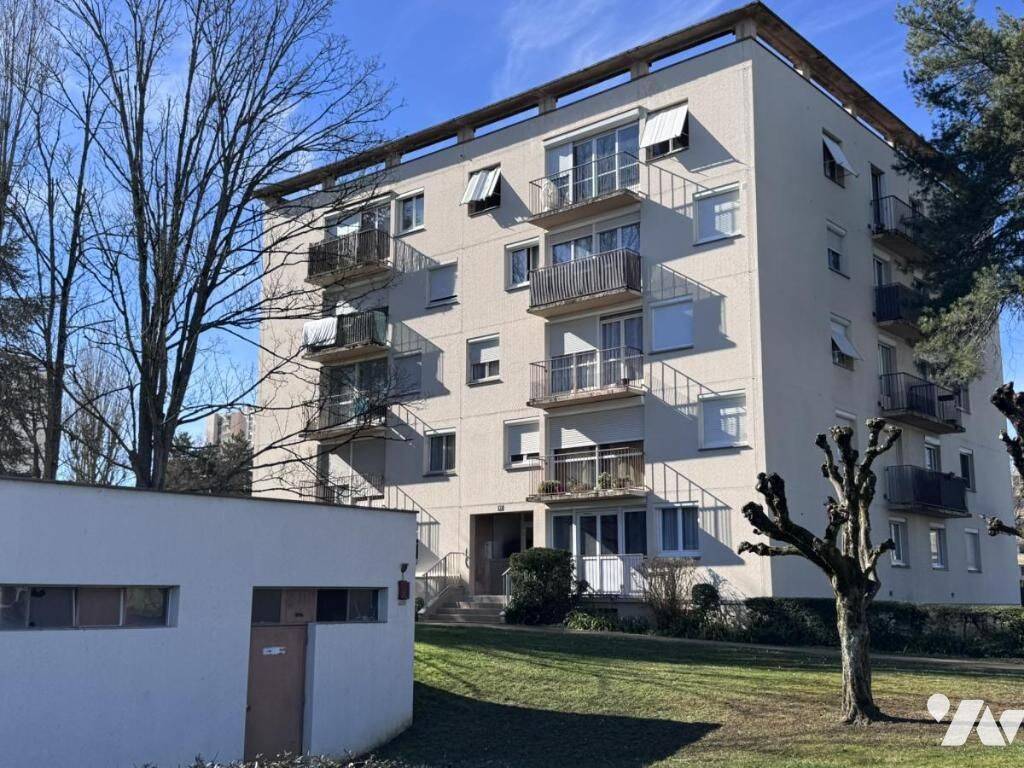 Appartement 4 pièces 75 m² · à Dijon · 75,3 m² · 62 000 €