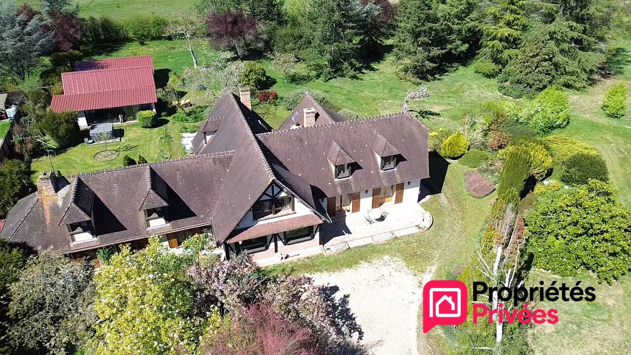 Maison 10 pièces 400 m² · à Croth · 400 m² · 800 000 €