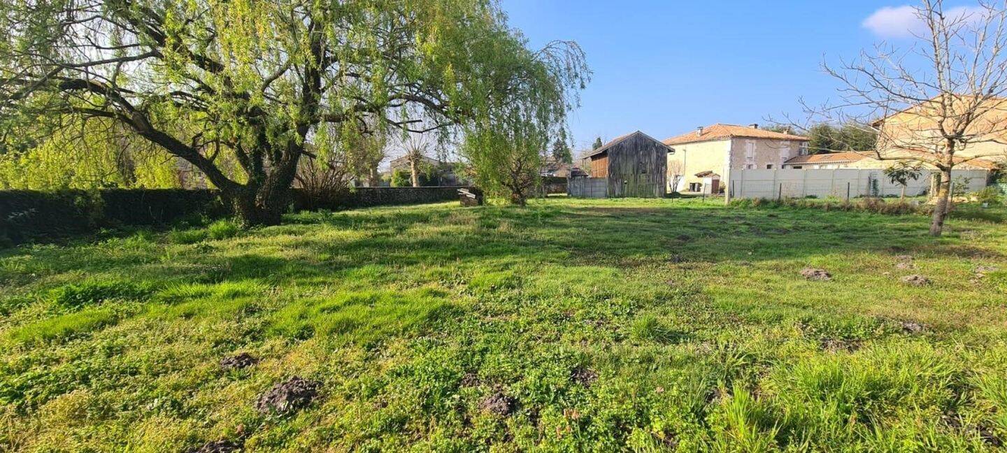 Terrain de 663 m² à Listrac-Médoc - photo 2