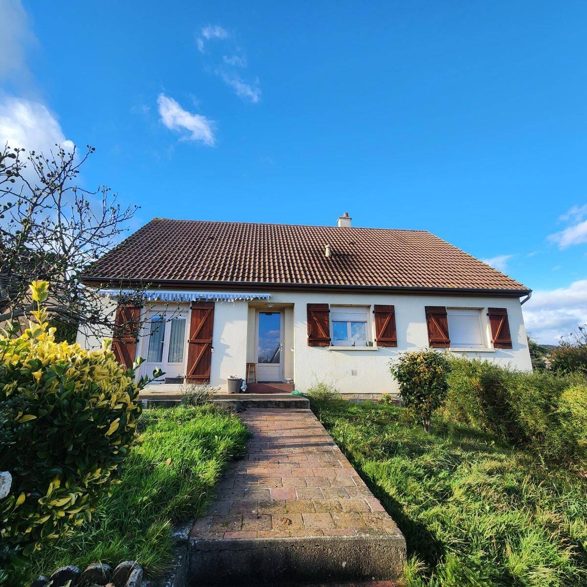 Maison 6 pièces 100 m² · à Val-au-Perche · 100,1 m² · 126 000 €