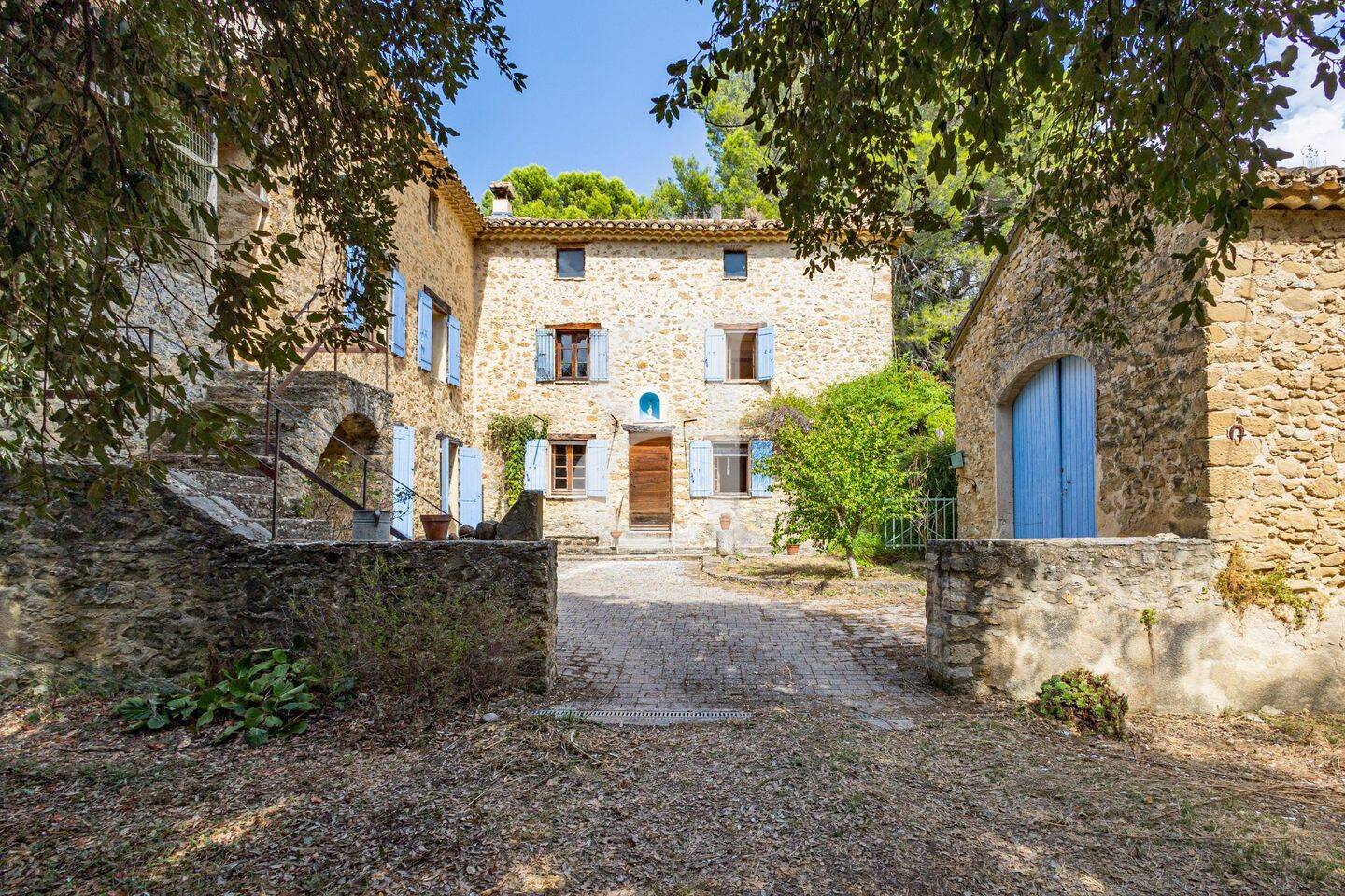 Maison 4 pièces 141 m² · à Vaison-la-Romaine · 141 m² · 449 000 €