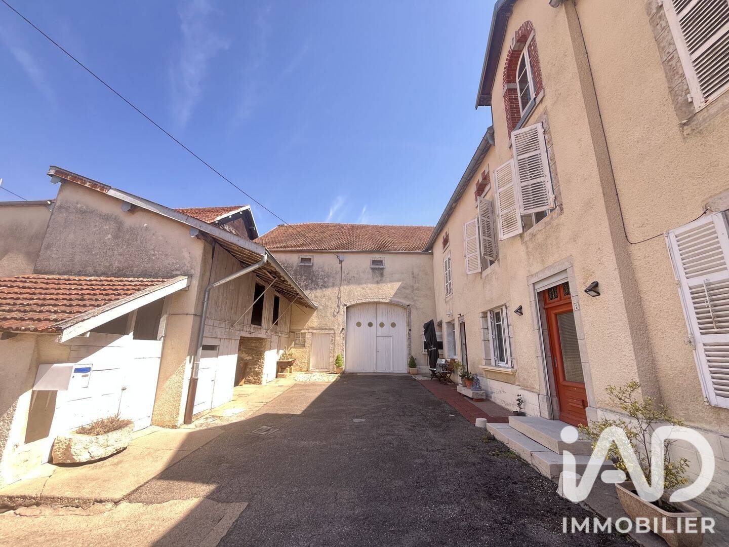 Maison 5 pièces 126 m² · à Genevrières · 126 m² · 110 000 €