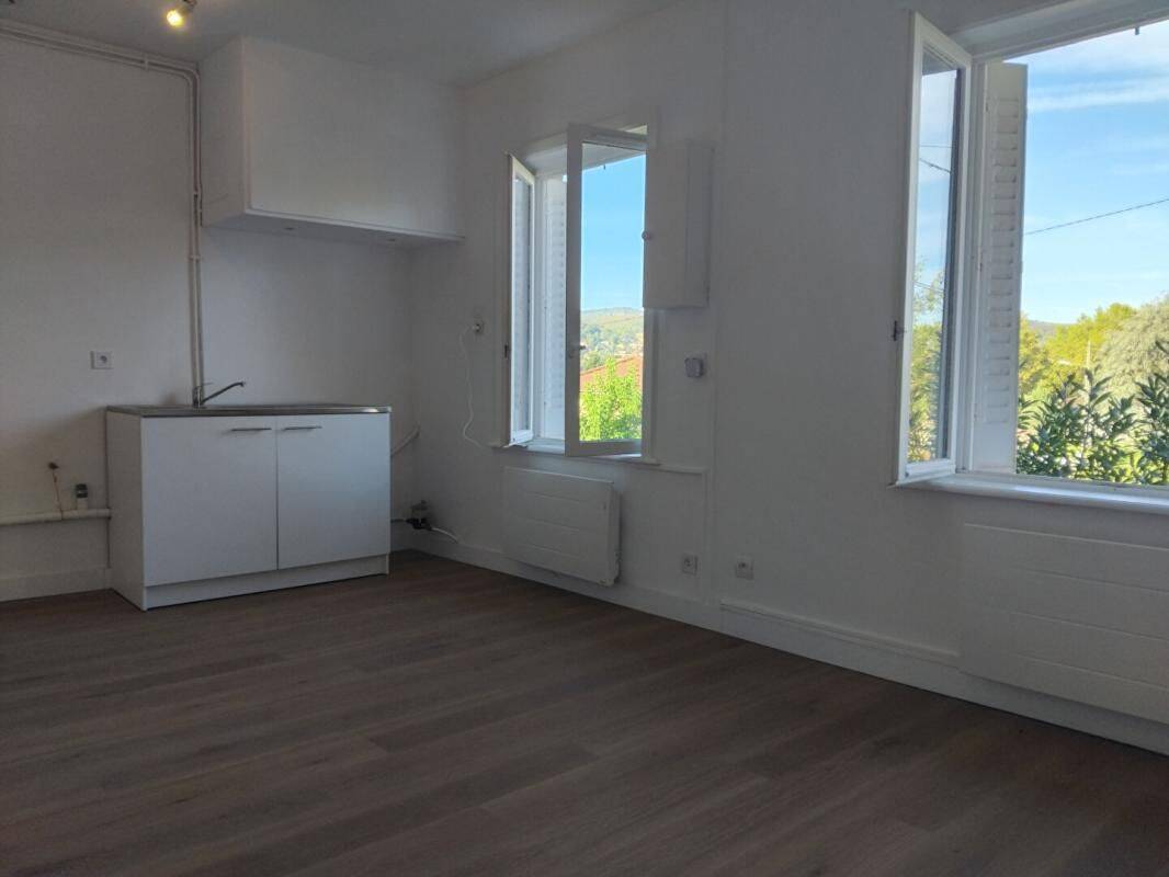 Appartement 3 pièces 54 m² · à Neuville-sur-Saône · 53,8 m² · 219 000 €