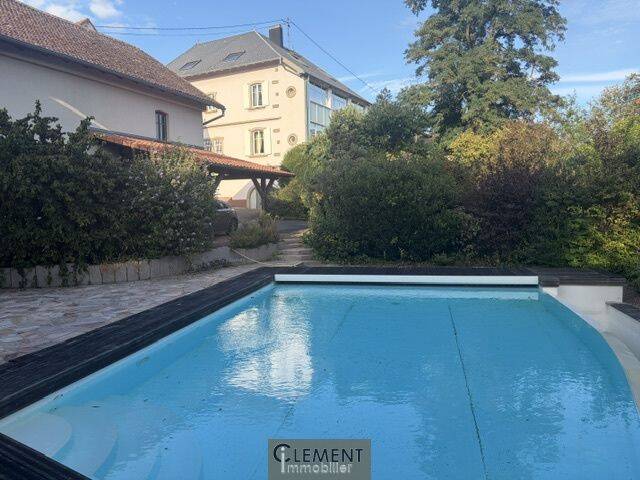 Maison 12 pièces 379 m² · à Hochfelden · 379 m² · 1 352 000 €