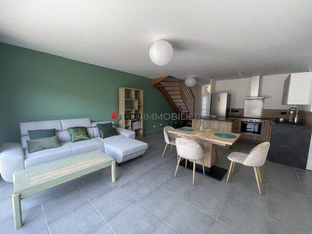Maison 4 pièces 83 m² · à Perpignan · 83 m² · 990 €