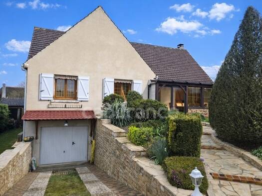 Maison à vendre 493 000 € 7 pièces 4 chambres 180 m² 801 m² de terrain Mériel 95630