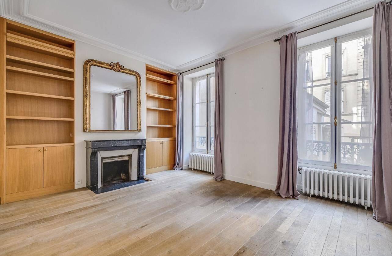 Appartement 2 pièces 58 m² · à Paris 18ème Arrondissement · 58 m² · 1 390 €