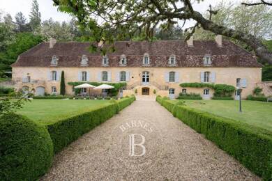 Château à vendre 3 915 000 € 20 pièces 7 chambres 1 800 m² 700 000 m² de terrain Montignac 33760