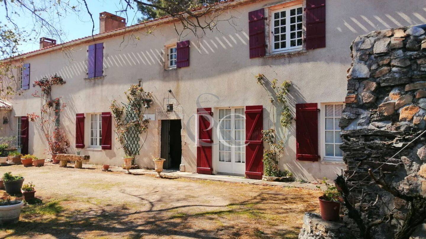 Maison 6 pièces 266 m² · à Les Sables-d'Olonne · 266 m² · 787 500 €
