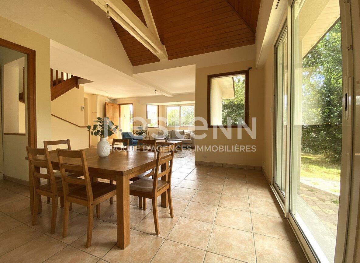 Maison 7 pièces 130 m² · à Vannes · 130 m² · 341 250 €